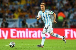 Argentina midfielder Lucas Biglia picks up muscle injury 